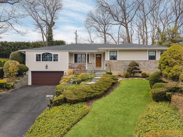 60 Ridge Drive, Plainview NY 11803