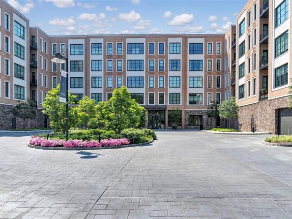 100 Garvies Point Road 1116, Glen Cove NY 11542