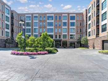 100 Garvies Point Road