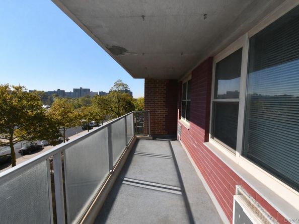 12399 Flatlands Avenue 4J, Brooklyn NY 11207