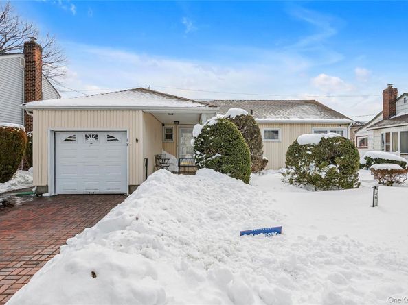 48 Lawrence Street, New Hyde Park NY 11040