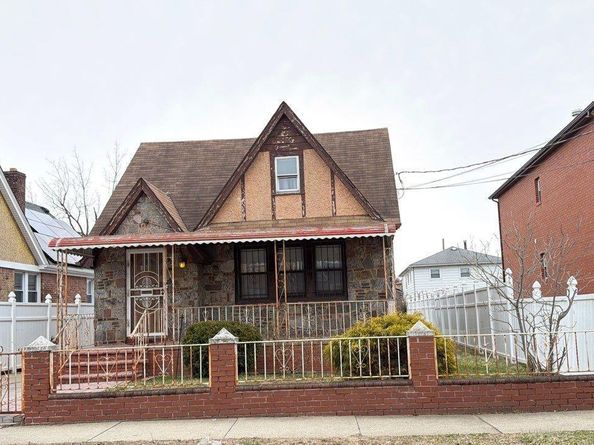 135-15 220th Place, Laurelton NY 11413