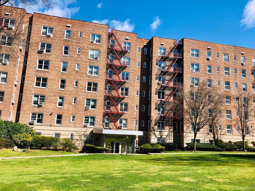 1300 Midland Avenue A36, Yonkers NY 10704
