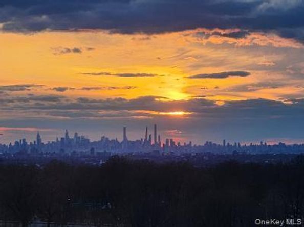 27010 Grand Central Parkway 22S, Floral Park NY 11005