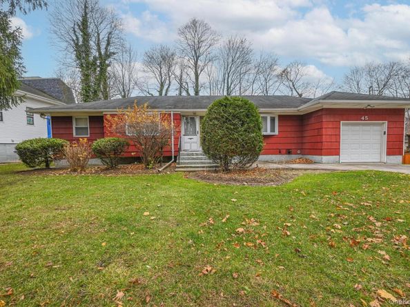 45 Roslyn Road, Roslyn Heights NY 11577