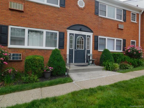 1879 Crompond Road Unit D15, Peekskill NY 10566