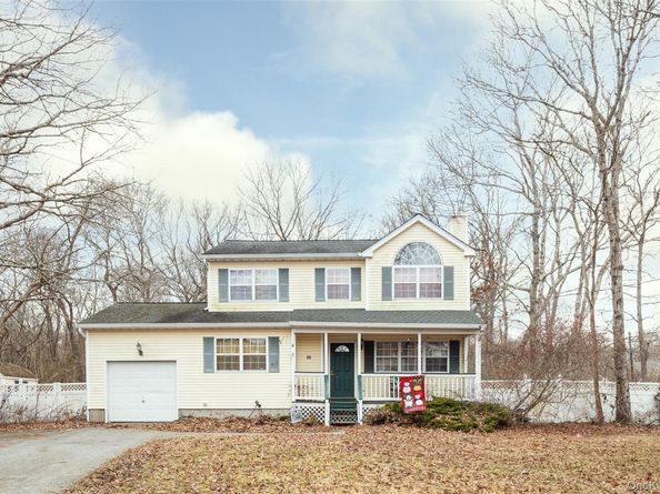 24 Lonscreek Place, Mastic Beach NY 11951