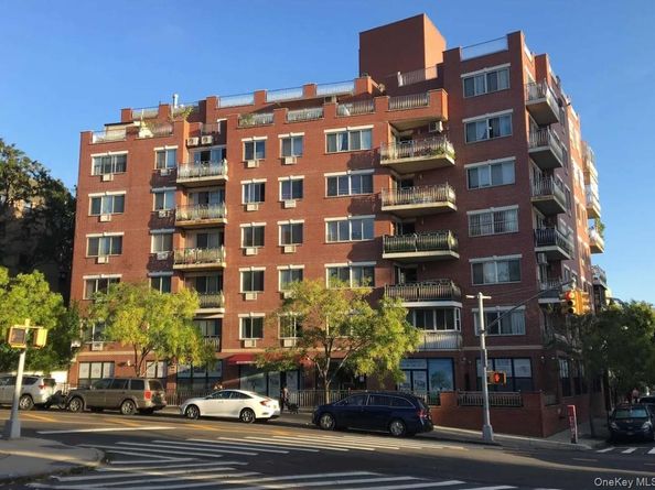 137-08 31st Road 5E, Flushing NY 11354