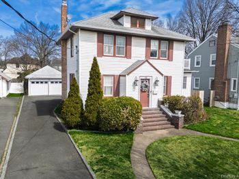 18 Phipps Avenue