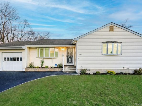 201 Hilltop Drive, Brentwood NY 11717