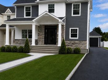 172 Searingtown Road
