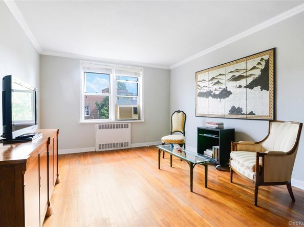 5614 Netherland Ave, 4E, Bronx NY 10471