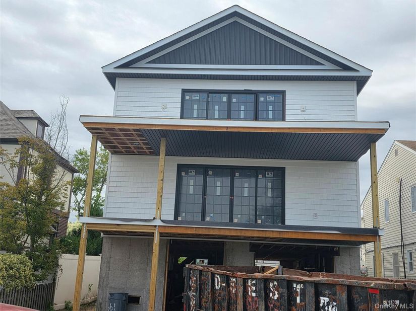 460 E Market Street, Long Beach NY 11561
