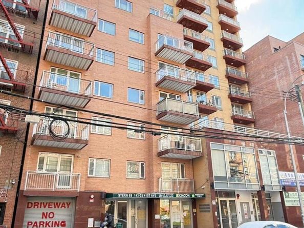 143-28 41st Avenue 3D, Flushing NY 11355