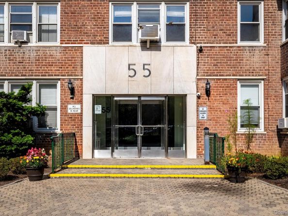 55 Knolls Crescent 4E, Bronx NY 10463