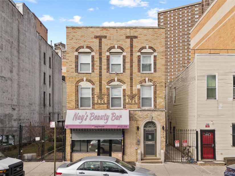 811 Courtlandt Avenue, Bronx NY 10451