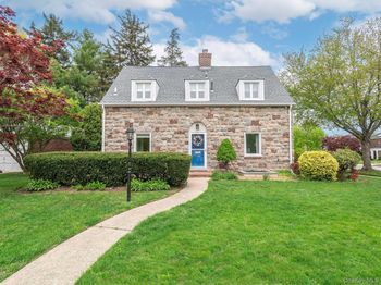 81 Huntington Road