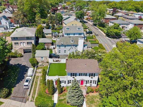 419 Palmer Road, Yonkers NY 10701
