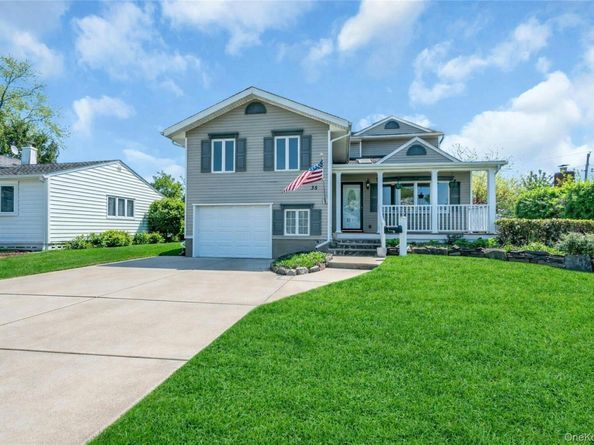 35 Peachtree Lane, Hicksville NY 11801