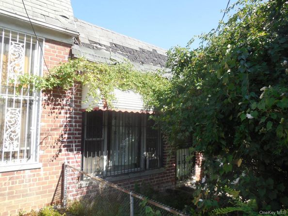 3342 Gunther Avenue, Bronx NY 10469