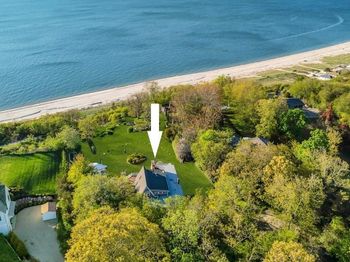 995 Red Fox Road