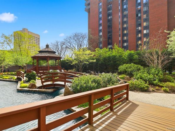 4 Martine Avenue 107, White Plains NY 10606