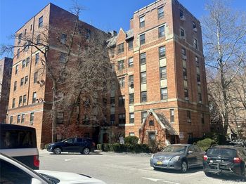 808 Bronx River Road