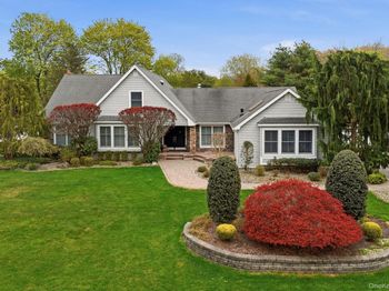 9 Sage Brush Court