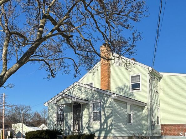 460 Stonybrook Road, Stratford CT 06614