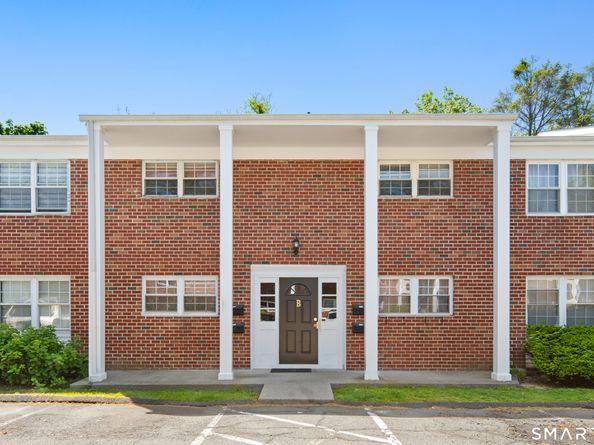 125 Lawn Avenue B6, Stamford CT 06902