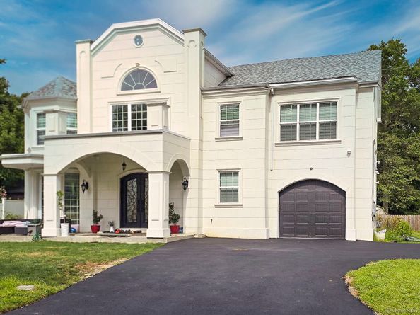 14 Barmore Drive, Stamford CT 06905