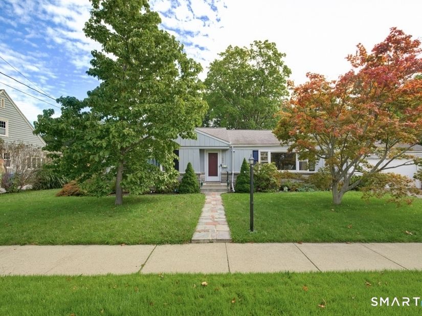 1680 Main Street, Stratford CT 06615