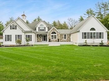 35 Nestlenook Dr