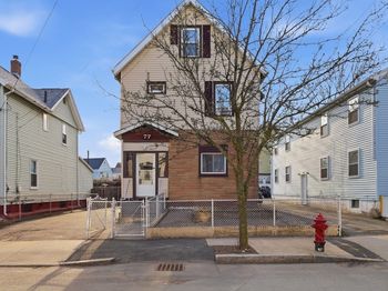 77 Lewis St