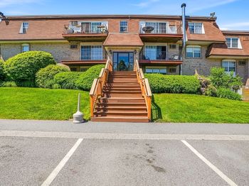 26 Williamsburg Ct