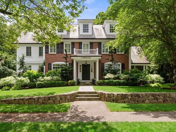25 Kenilworth Road, Wellesley MA 02482