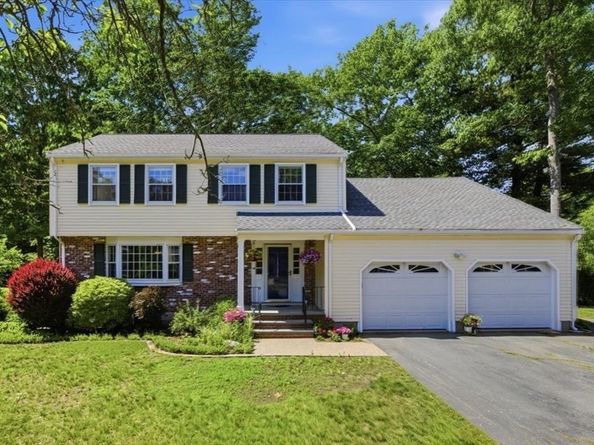 27 Kennel Hill Dr, Beverly MA 01915
