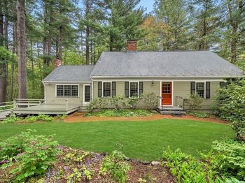 6 Brewster Rd