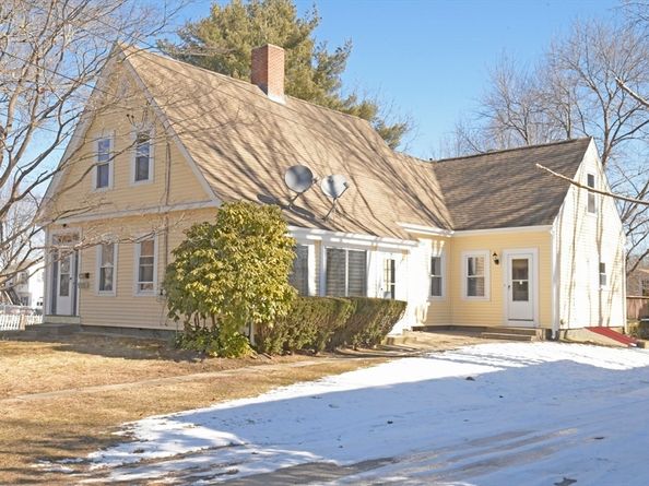 177 Pleasant St, Whitman MA 02382