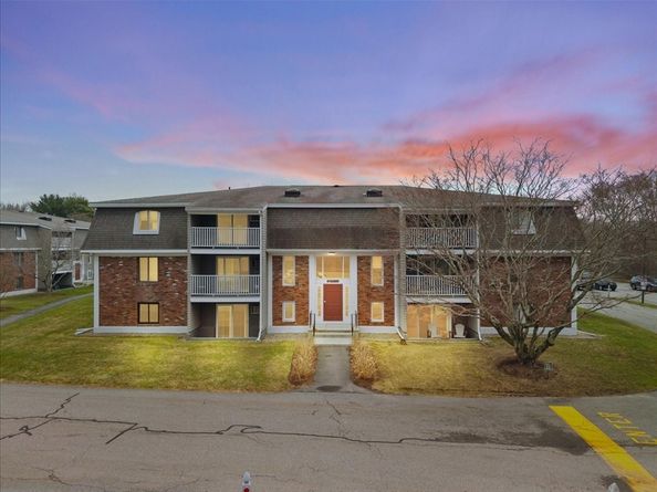 220 Bedford St 11, Bridgewater MA 02324