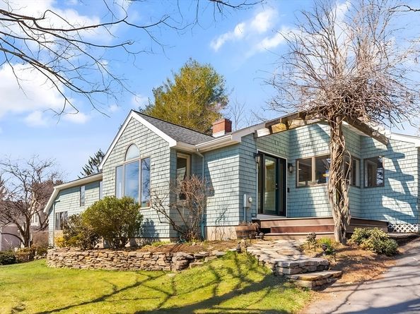 15 Minute Man Lane, Lexington MA 02421