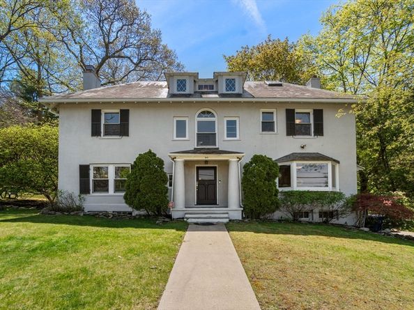 90 Hull St, Newton MA 02458