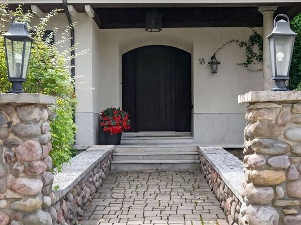 18 Middlesex St, Winchester MA 01890