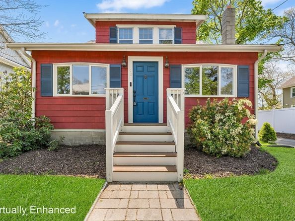 18 Fales Rd, Dedham MA 02026