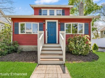 18 Fales Rd
