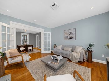 93 Baldwin St