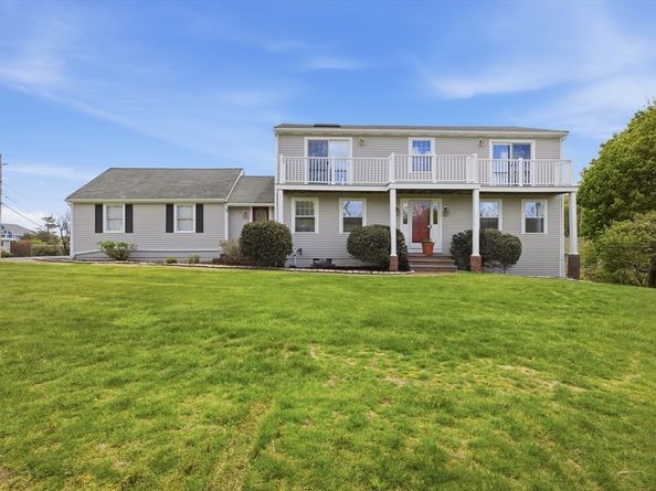 50 Harborview Rd, Hull MA 02045