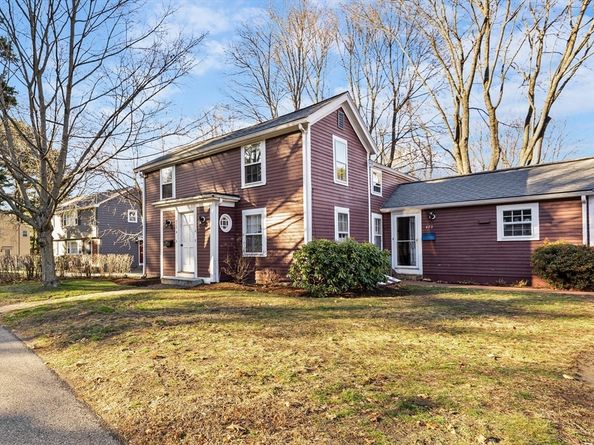 475 Massachusetts B, Lexington MA 02420