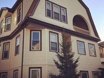 9 Euclid Ave