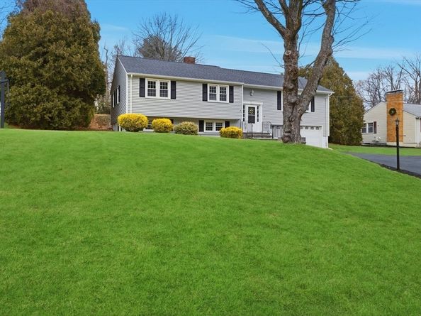 38 Juniper Lane, Holden MA 01520